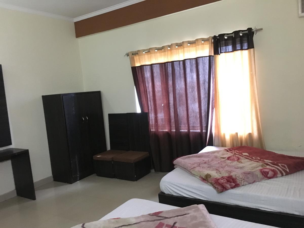Hotel Jai Mata Di Džammú Exteriér fotografie